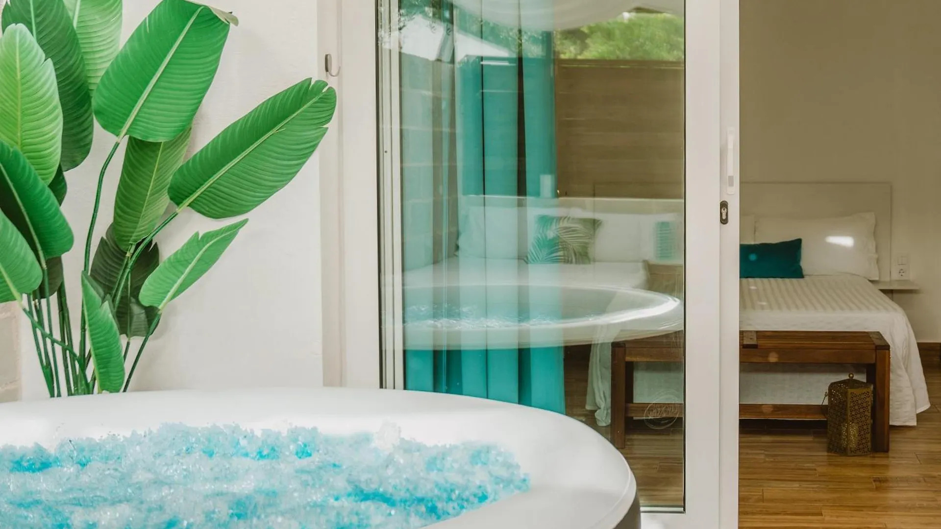 Apartamento La Calita Escondida - Jacuzzi&Terrace Private Chiclana de la Frontera 0*,  España